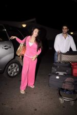 Ameesha Patel snapped at International airport on 7th Oct 2011 (2).JPG